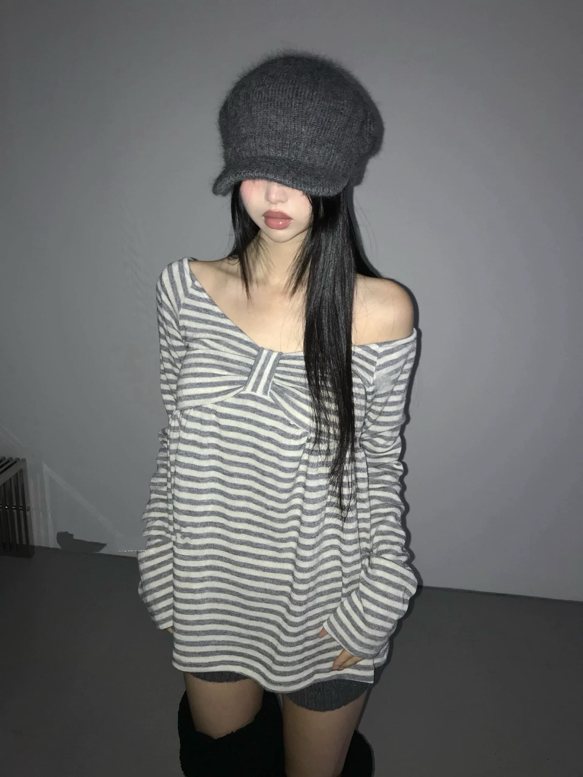 가지고있다 창고 한 부서 나비 매듭 클래식 스트라이프 디자인 센스 한 단어 오프숄더 만나는 긴팔 맨위 상세 이미지 4