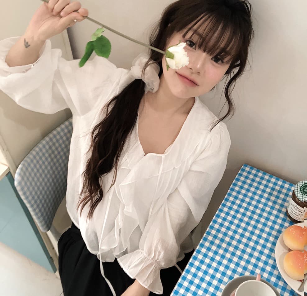 봄 가을 연령 감소 달콤한 스타일 무거운 작업 플리츠 프릴 리본 얇은 스타일 여성 셔츠 루즈핏 다용도 나팔 소매 맨위 상세 이미지 10