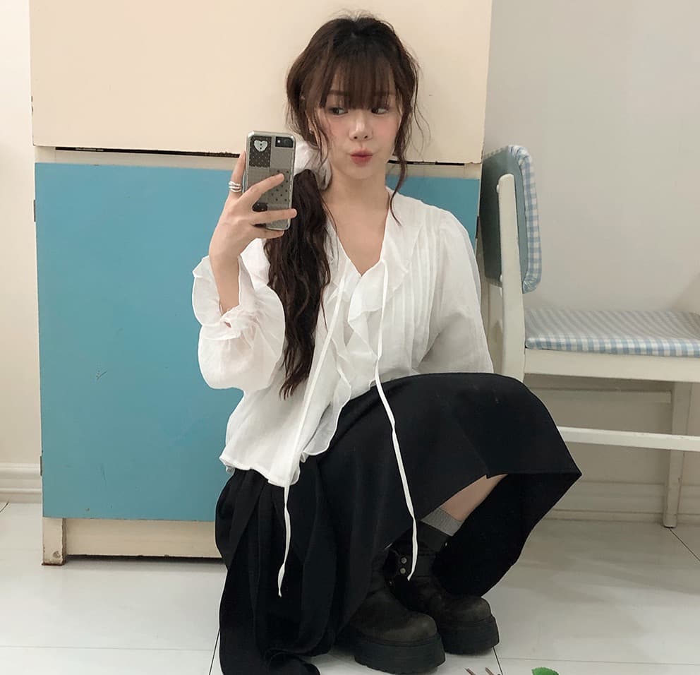 봄 가을 연령 감소 달콤한 스타일 무거운 작업 플리츠 프릴 리본 얇은 스타일 여성 셔츠 루즈핏 다용도 나팔 소매 맨위 상세 이미지 11