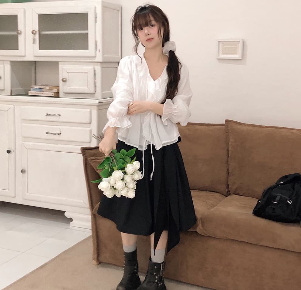 봄 가을 연령 감소 달콤한 스타일 무거운 작업 플리츠 프릴 리본 얇은 스타일 여성 셔츠 루즈핏 다용도 나팔 소매 맨위 상세 이미지 17