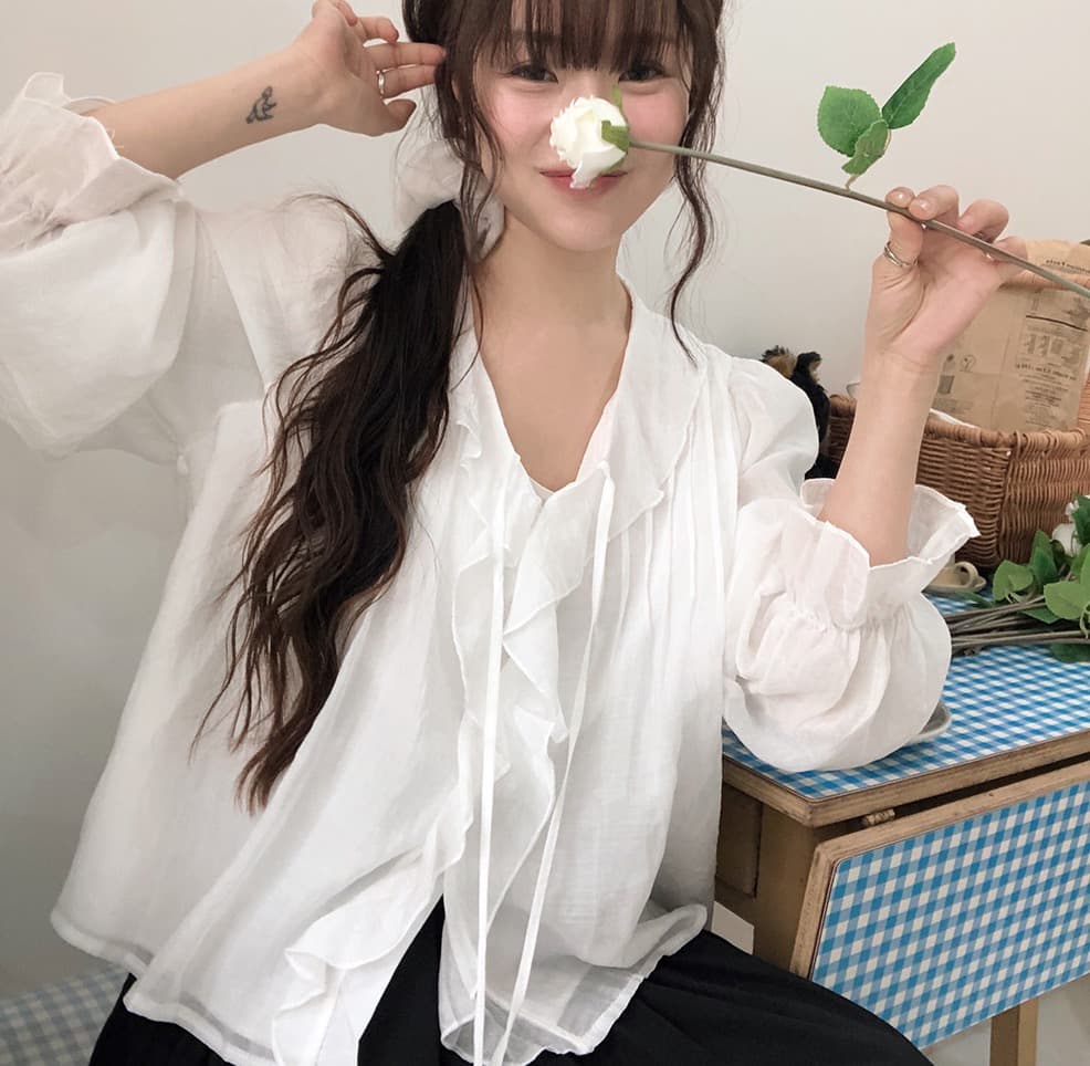 봄 가을 연령 감소 달콤한 스타일 무거운 작업 플리츠 프릴 리본 얇은 스타일 여성 셔츠 루즈핏 다용도 나팔 소매 맨위 상세 이미지 20