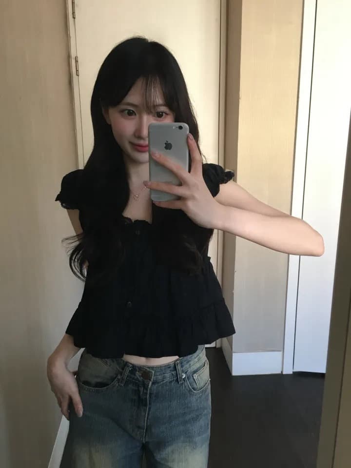 재고 있음 한국 ins 레이스 V넥 프릴 루즈핏 셔츠 상세 이미지 7