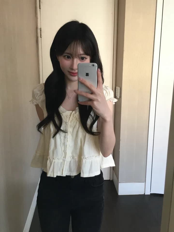 재고 있음 한국 ins 레이스 V넥 프릴 루즈핏 셔츠 상세 이미지 18