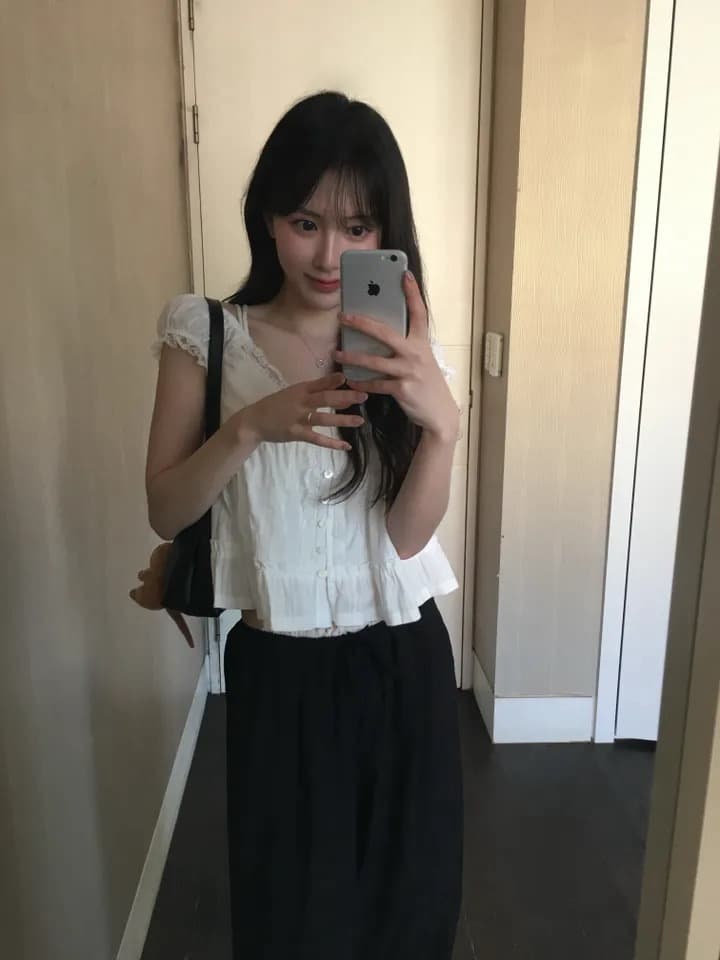 재고 있음 한국 ins 레이스 V넥 프릴 루즈핏 셔츠 상세 이미지 34