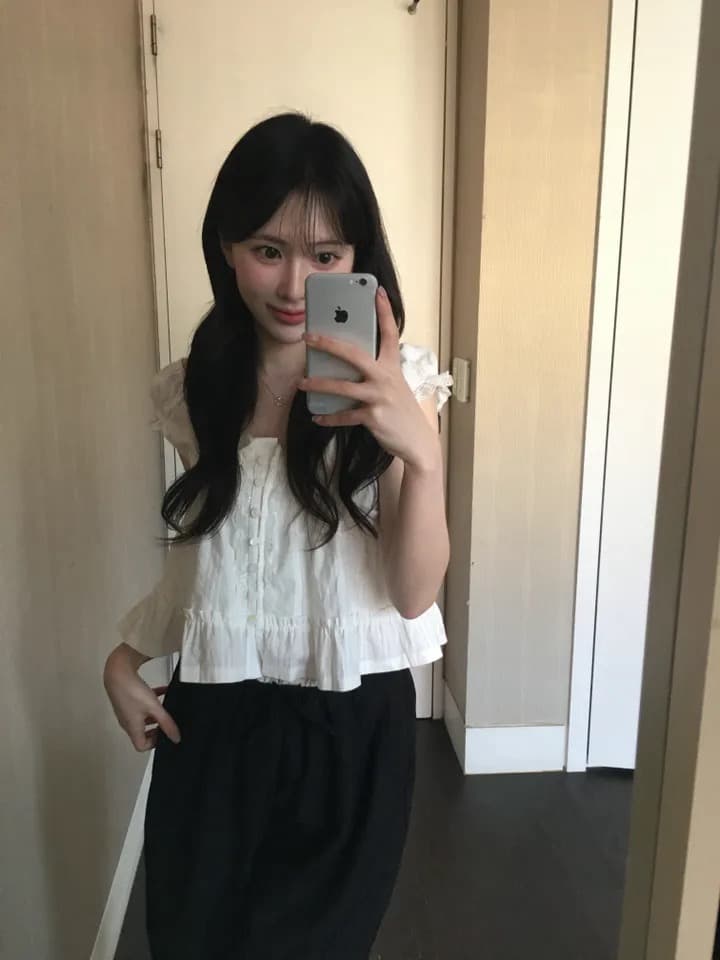 재고 있음 한국 ins 레이스 V넥 프릴 루즈핏 셔츠 상세 이미지 42