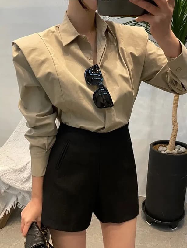 크기 있음 업데이트 레트로 미니멀리즘 폴로 칼라 어둠 버클 디자인 패치워크 프릴 루즈핏 긴팔 셔츠 맨위 상세 이미지 15