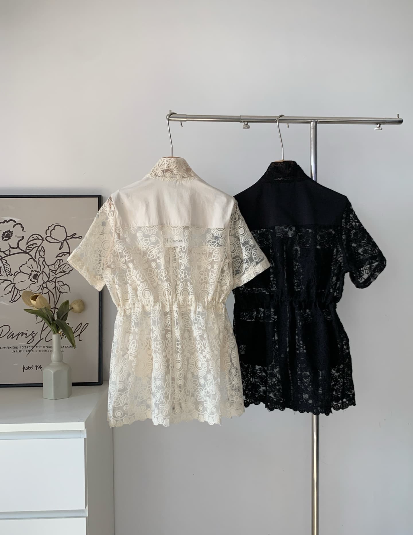 재고 있음 2026 한 부서 패션 새로운 레이스 조각 반팔 맨위 재킷 상세 이미지 1