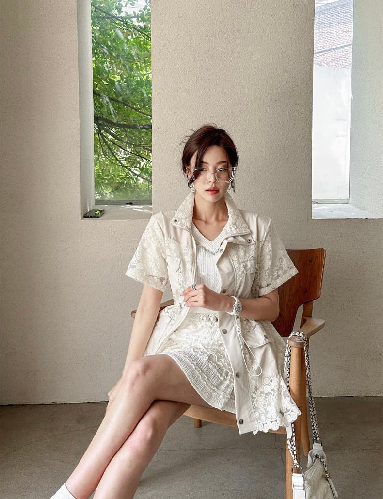 재고 있음 2026 한 부서 패션 새로운 레이스 조각 반팔 맨위 재킷 상세 이미지 5