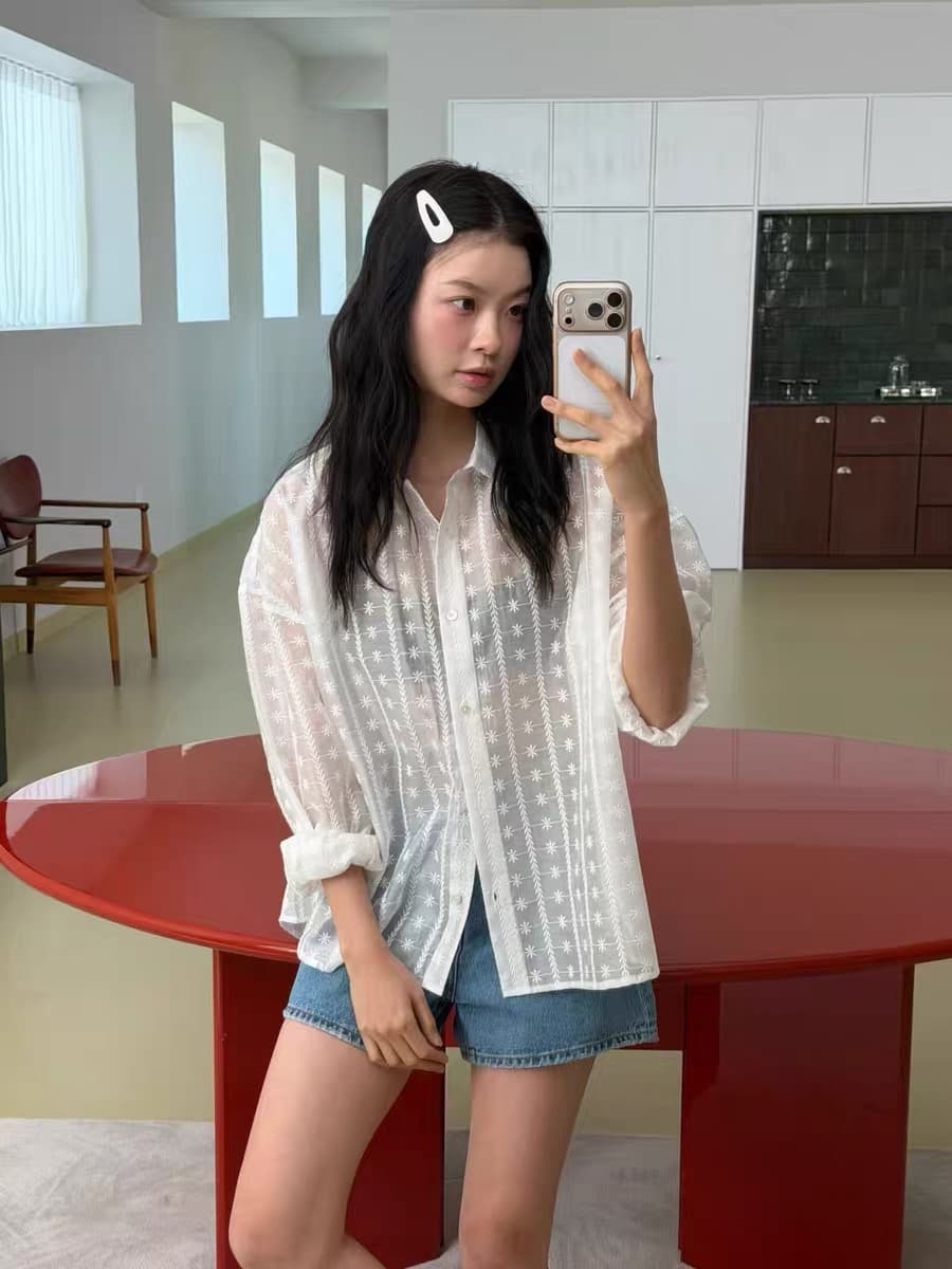 재고 있음 chic 느긋한 바람 루즈핏 홀로우 아웃 자수 재킷 셔츠 상세 이미지 11
