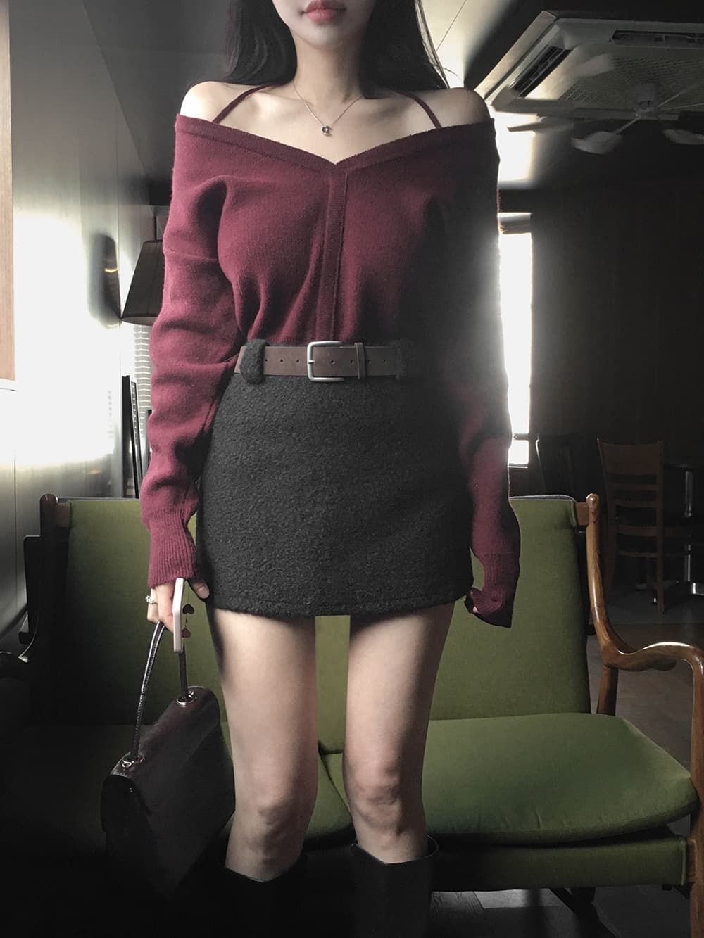 가을 새로운 chic 한국 작은 대중 디자인 센스 미니멀리즘 V넥 빛 요리 한 다용도 행침 목 둘 착용 오프숄더 니트 스웨터 여성 상세 이미지 21