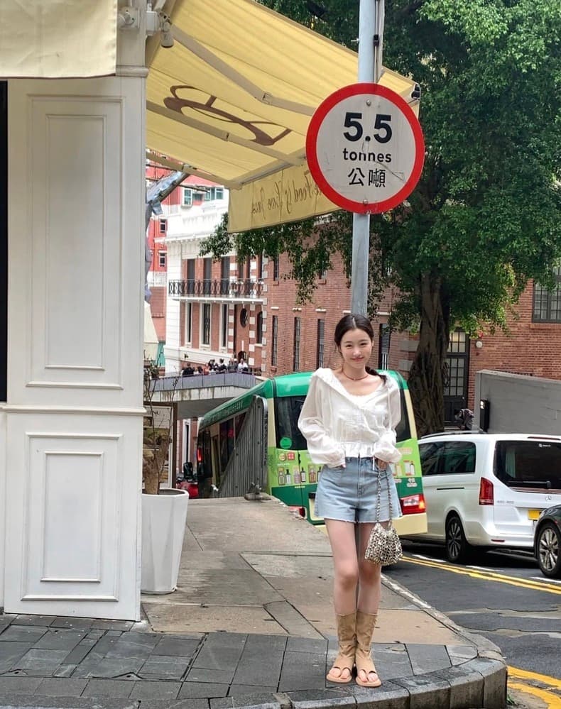 한국어 레이스 레이스 후드 부서 버클 셔츠 펀치 Chic 명중 Pleat 레이스업 긴팔 순면 여성 셔츠 상세 이미지 6