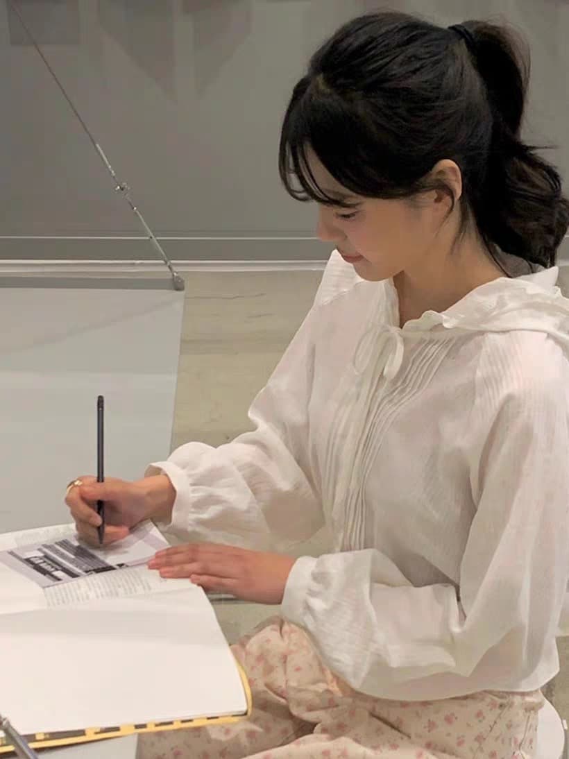 한국어 레이스 레이스 후드 부서 버클 셔츠 펀치 Chic 명중 Pleat 레이스업 긴팔 순면 여성 셔츠 상세 이미지 13