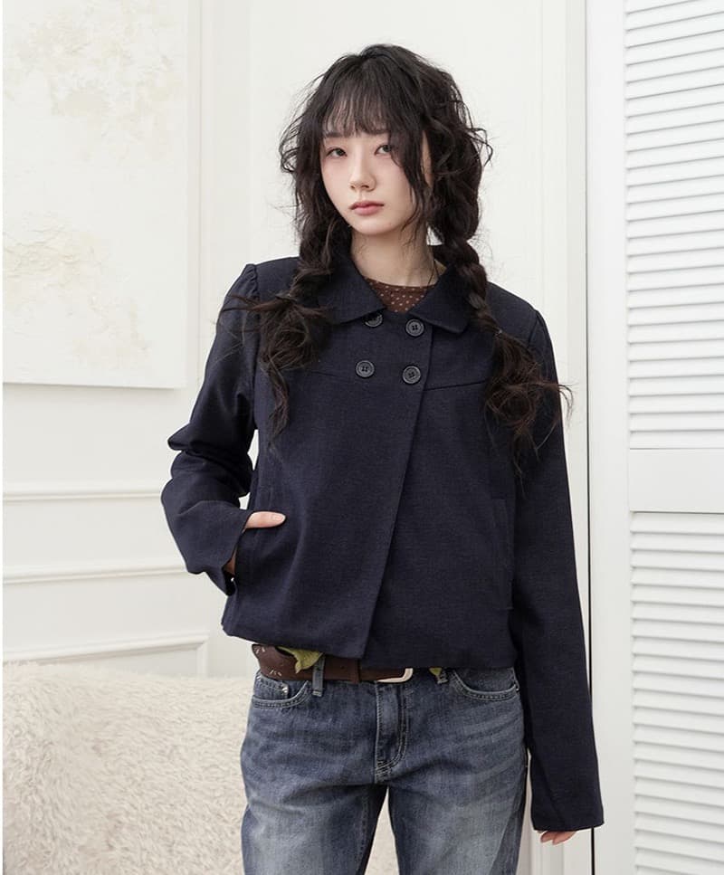 한국 레트로 베이비 칼라 짧은 외투 미니멀리즘 단색 이중 버튼 캐주얼 긴팔 맨위 이미지 3