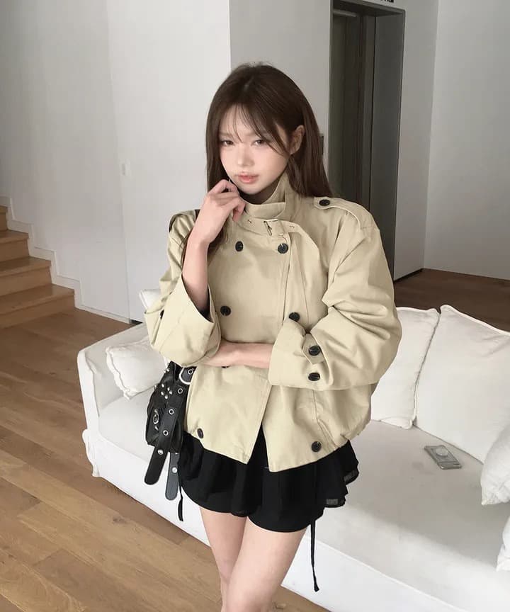 한국 2026 가을 새로운 레트로 품격 스탠드 칼라 이중 버튼 디자인 루즈핏 다용도 쇼트 스타일 재킷 재킷 상세 이미지 1