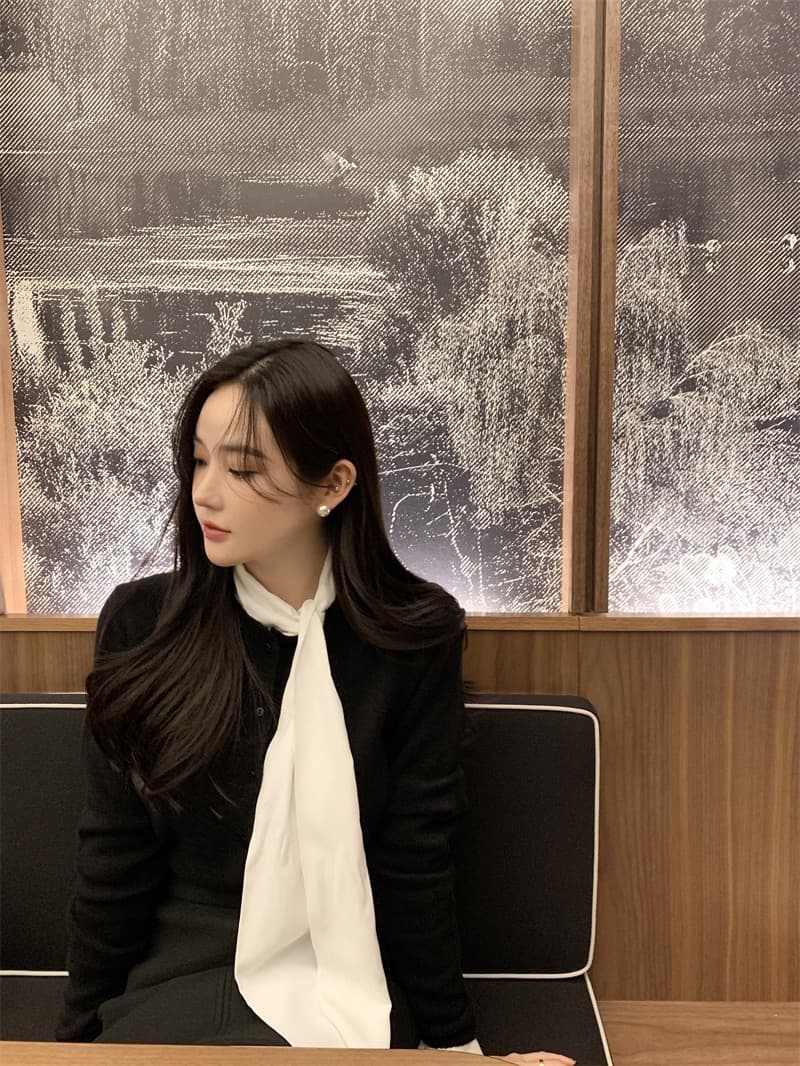 한국 chic 새로운 프랑스식 디자인 센스 레이스업 긴팔 여성 셔츠 슬림해 보이는 다용도 스택 착용 셔츠 상세 이미지 22