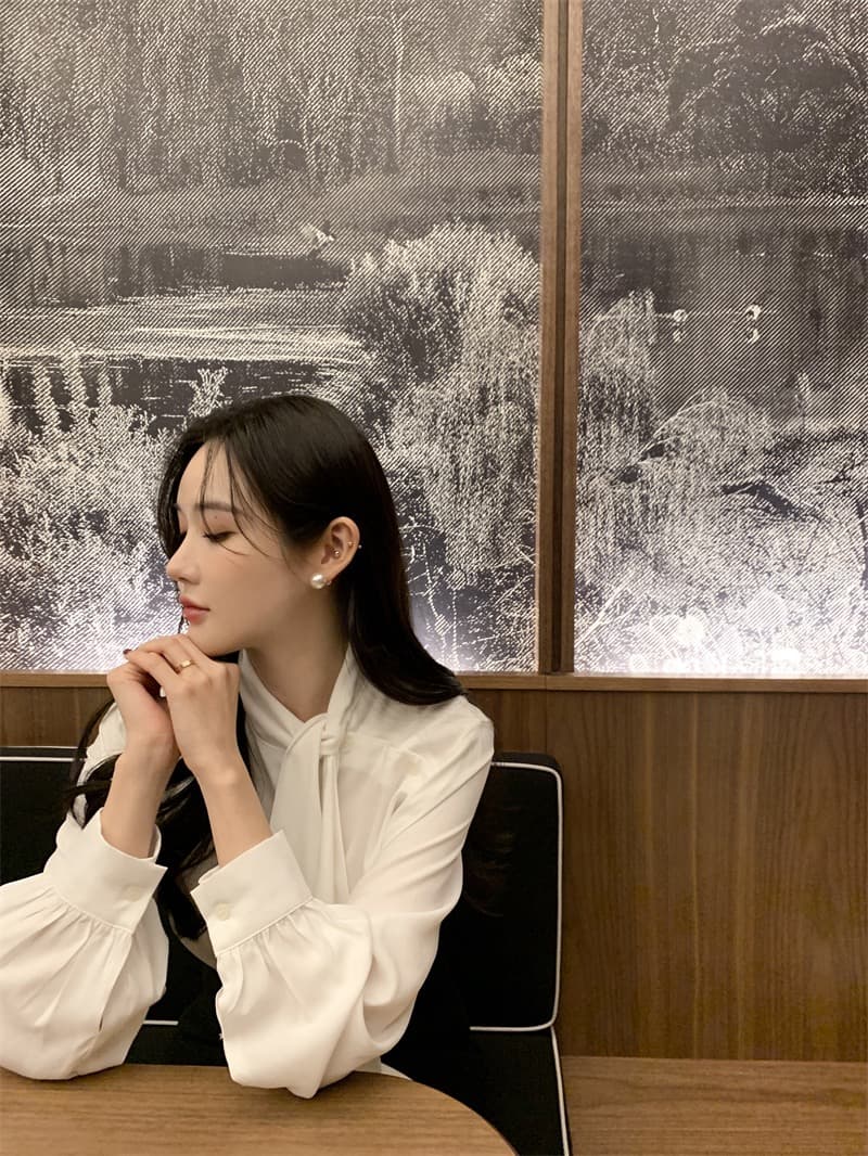 한국 chic 새로운 프랑스식 디자인 센스 레이스업 긴팔 여성 셔츠 슬림해 보이는 다용도 스택 착용 셔츠 상세 이미지 31