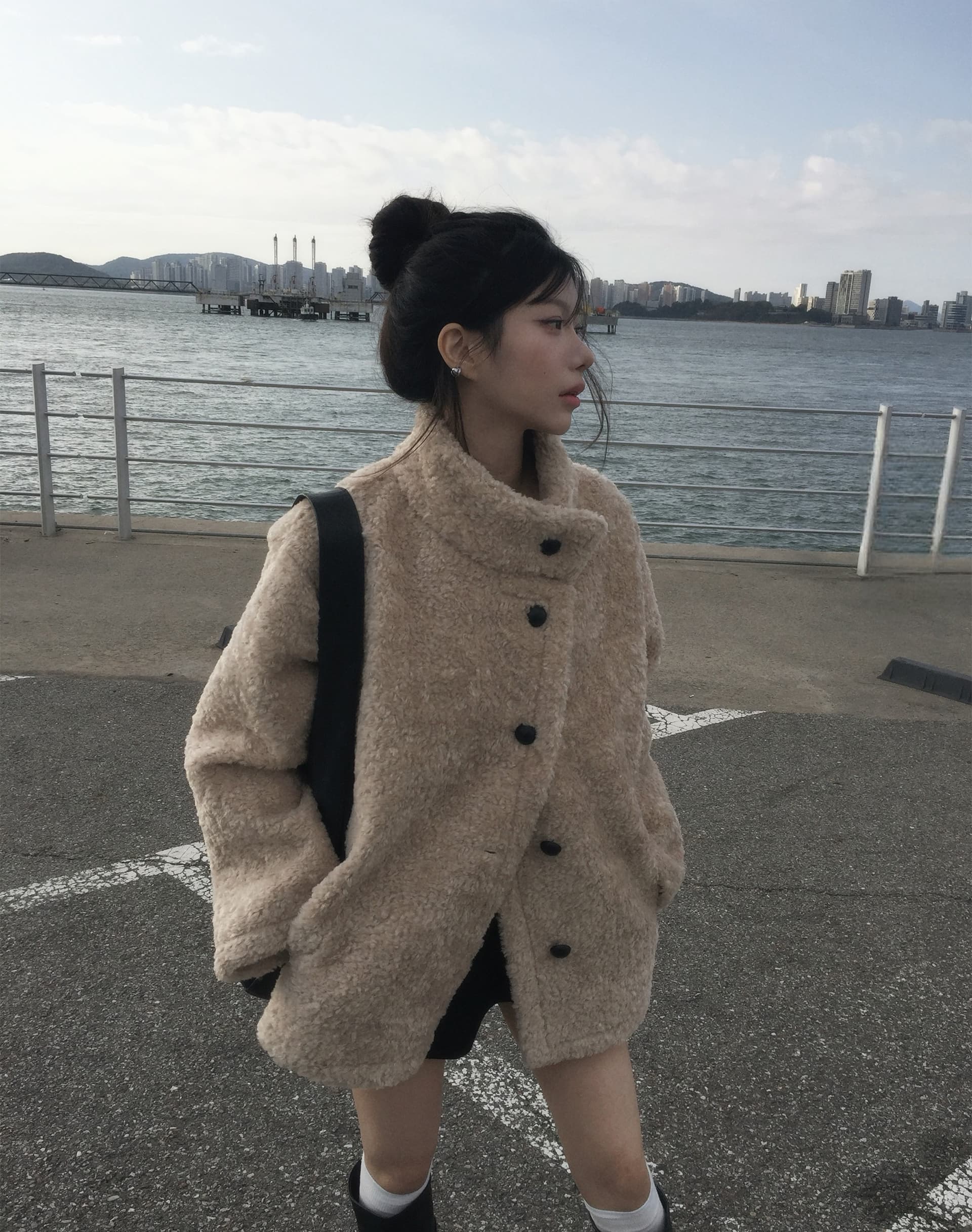 크기 있음 업데이트 프랑스식 레트로 품격 스탠드 칼라 보온 루즈핏 피모 하나 모피 외투 상세 이미지 12