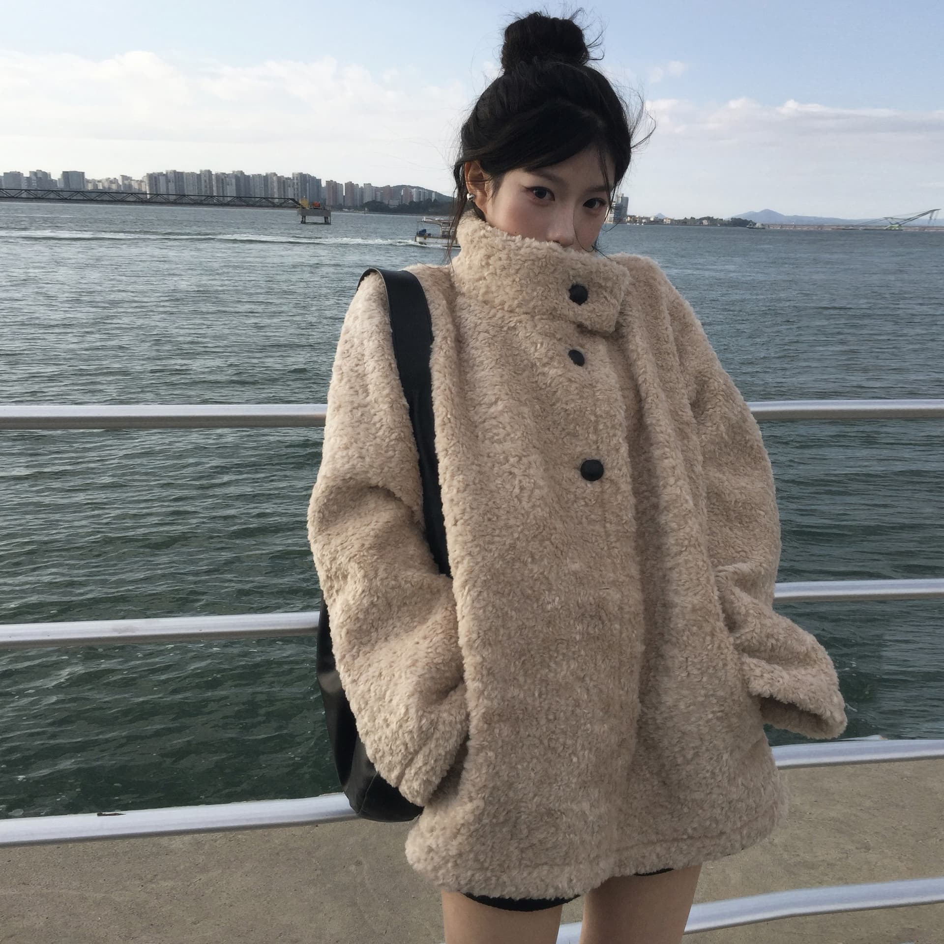 크기 있음 업데이트 프랑스식 레트로 품격 스탠드 칼라 보온 루즈핏 피모 하나 모피 외투 상세 이미지 24