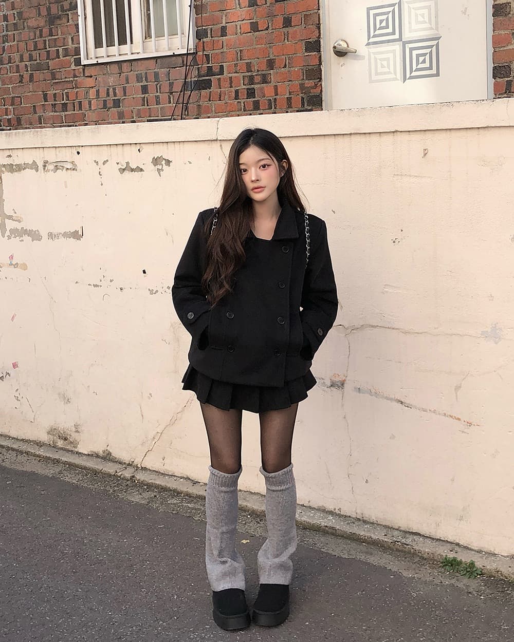 재고 있음 한 부서 가을 겨울 새로운 레트로 다용도 학원 스타일 폴로 칼라 이중 버튼 솜을 넣은 짧은 머리 여성 코트 상세 이미지 9