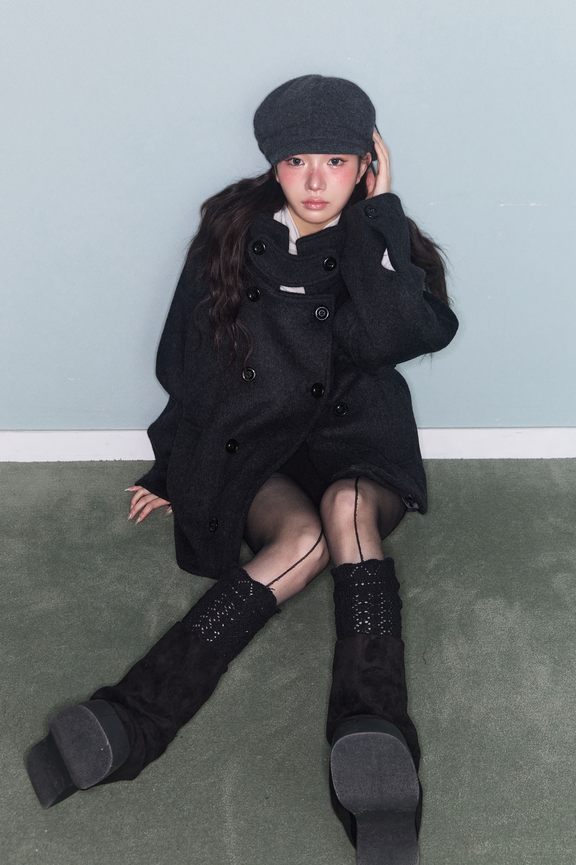 두꺼운 루즈핏 에디션 이중 버튼 후드 모직 코트 상세 이미지 5