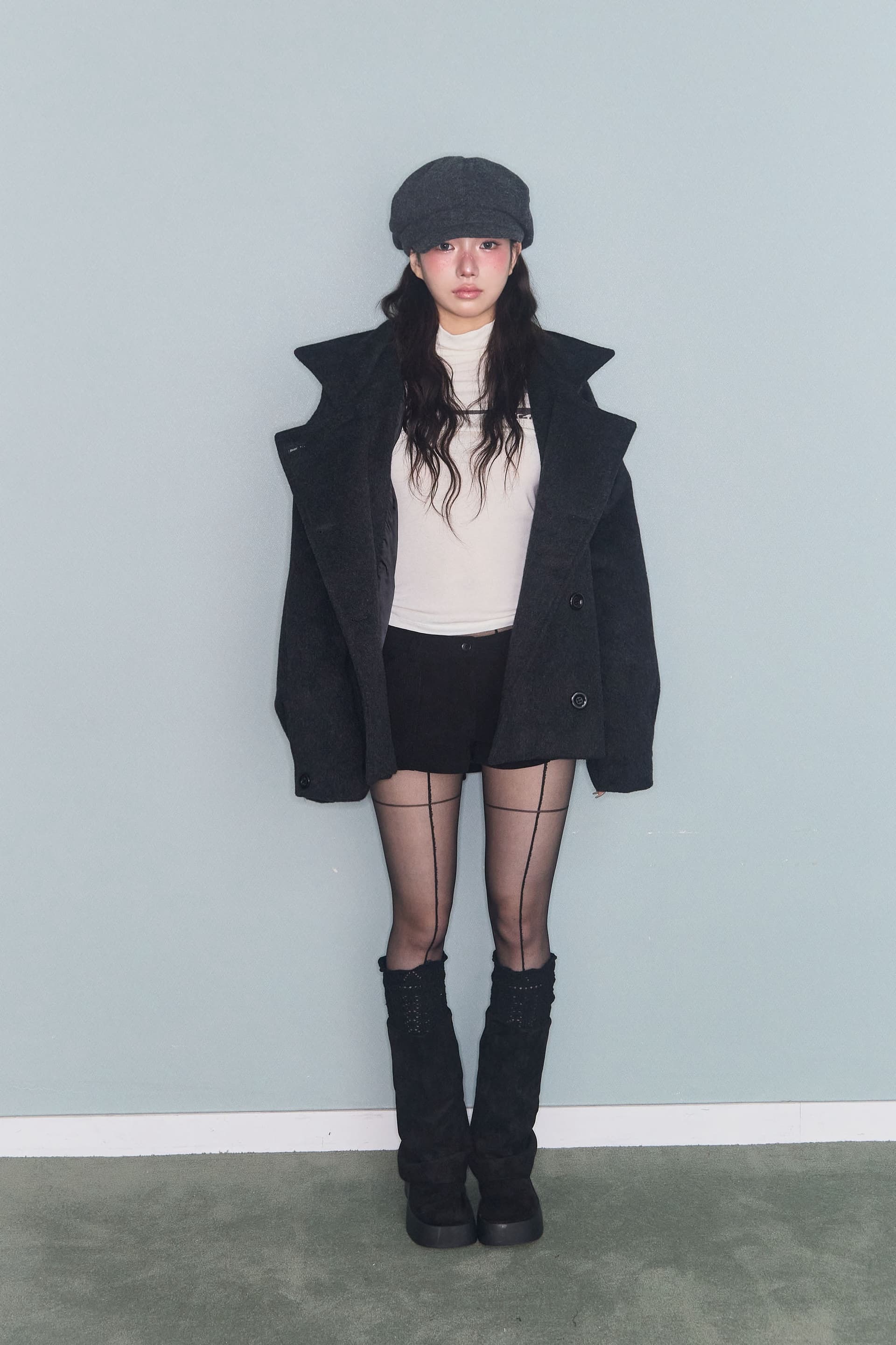 두꺼운 루즈핏 에디션 이중 버튼 후드 모직 코트 상세 이미지 7