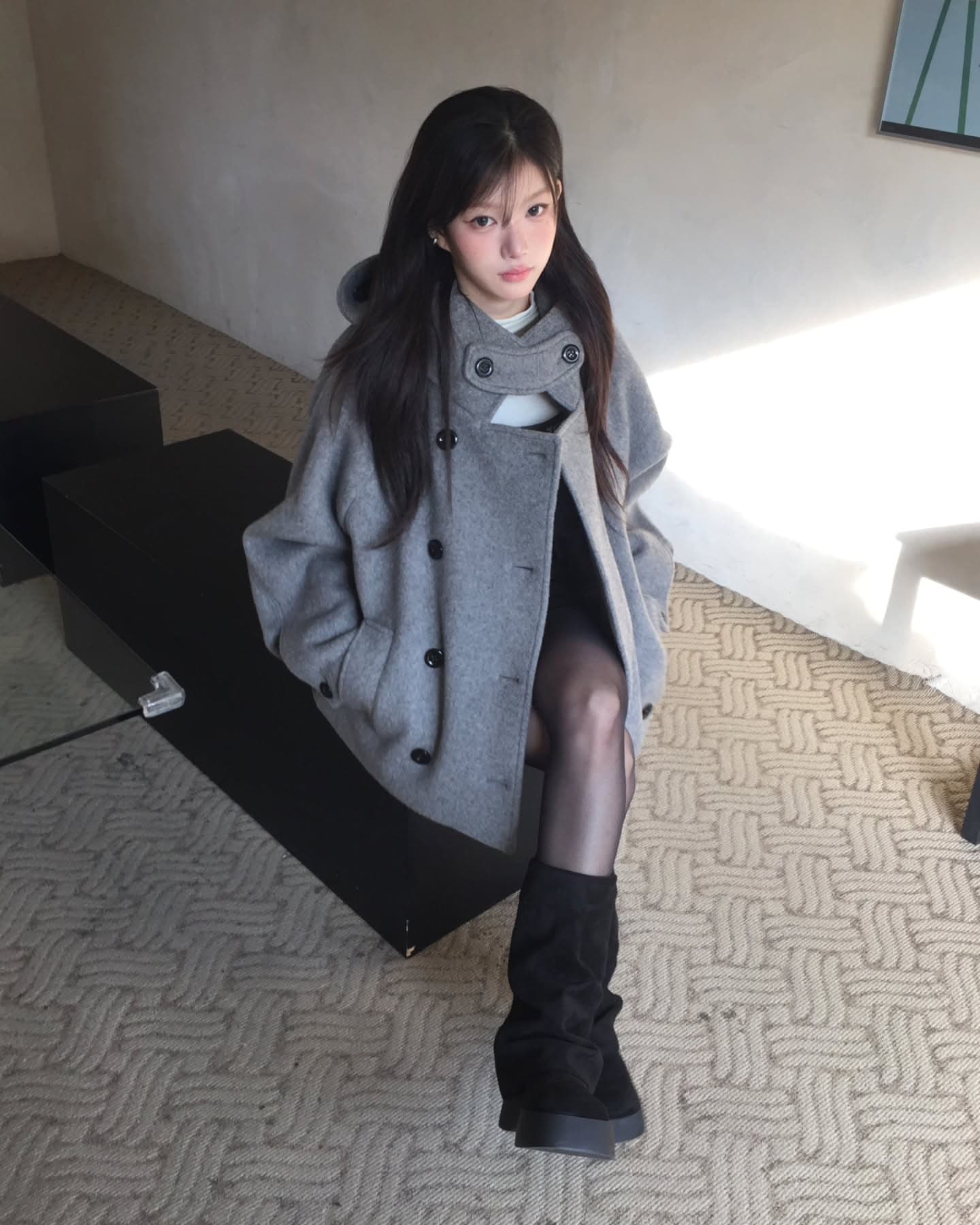 두꺼운 루즈핏 에디션 이중 버튼 후드 모직 코트 상세 이미지 15