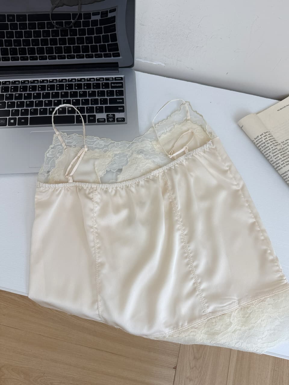 okaaay 하트 비트 뮤즈 순수한 욕망 레이스 레이스 캐미솔 가을 겨울 고급 센스 인사이드 가져 가라. 만나는 맨위 상세 이미지 13