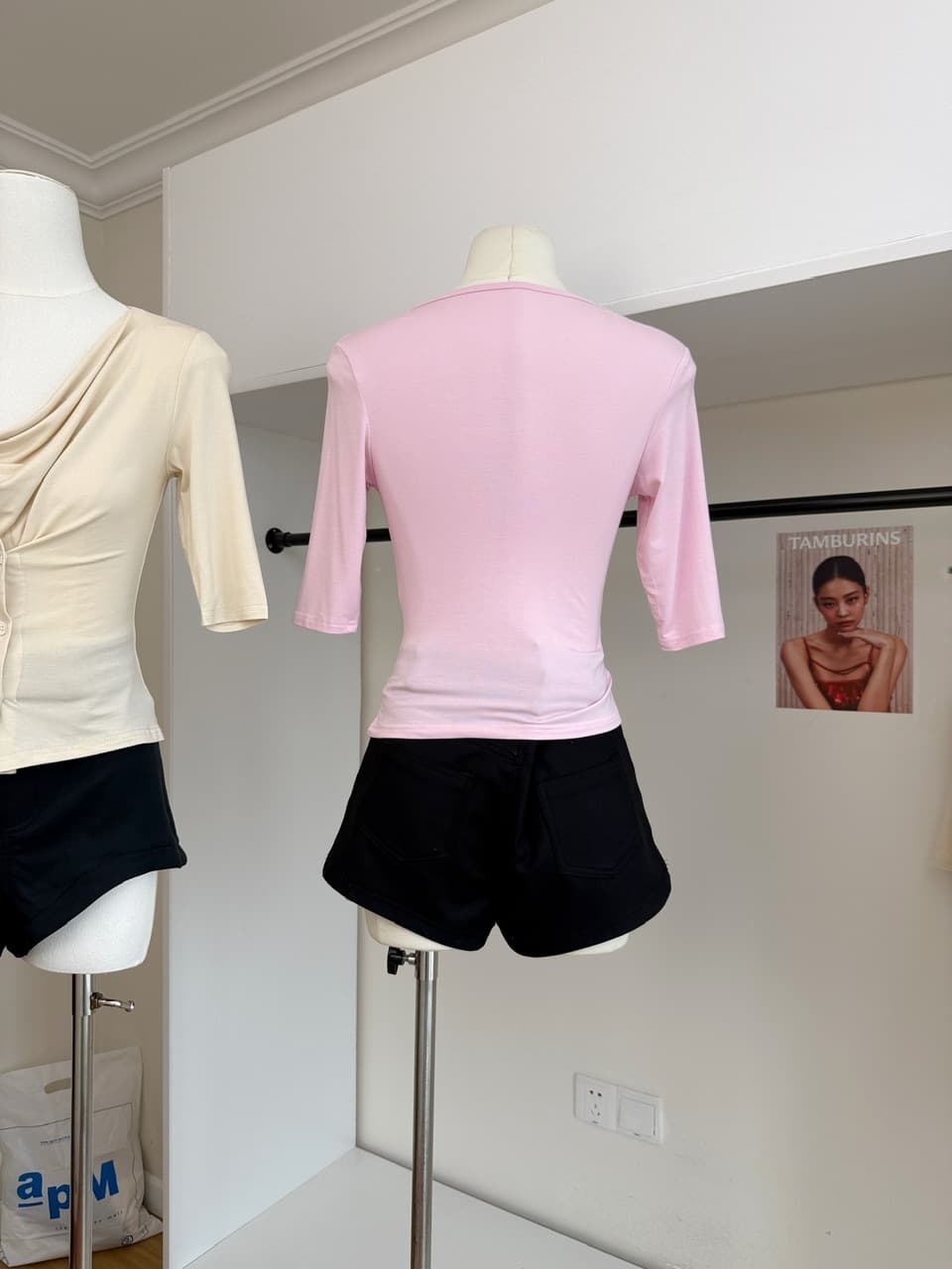밤나무 코코아 bankelili 우유 피부 공기 센스 모달 슈퍼 도루 가을 흔들다 칼라 허리 수축 디자인 센스 티셔츠 여성 상세 이미지 7