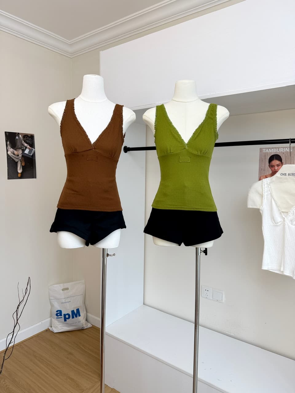 jmshop miu 부서 교과서 자카드 구덩이 기사 V넥 니트 미니 스커트 여성 순수한 욕망 섹시함 레이스 캐미솔 상세 이미지 3