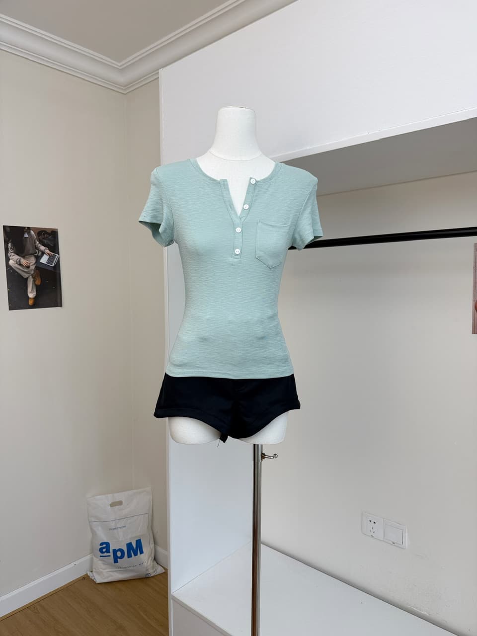 hhyii 인력 한 조각 화이트 단추 헨리 칼라 반팔 티셔츠 여성 여름 한 부서 몸매 가꾸기 슬림해 보이는 캐주얼 맨위 상세 이미지 7