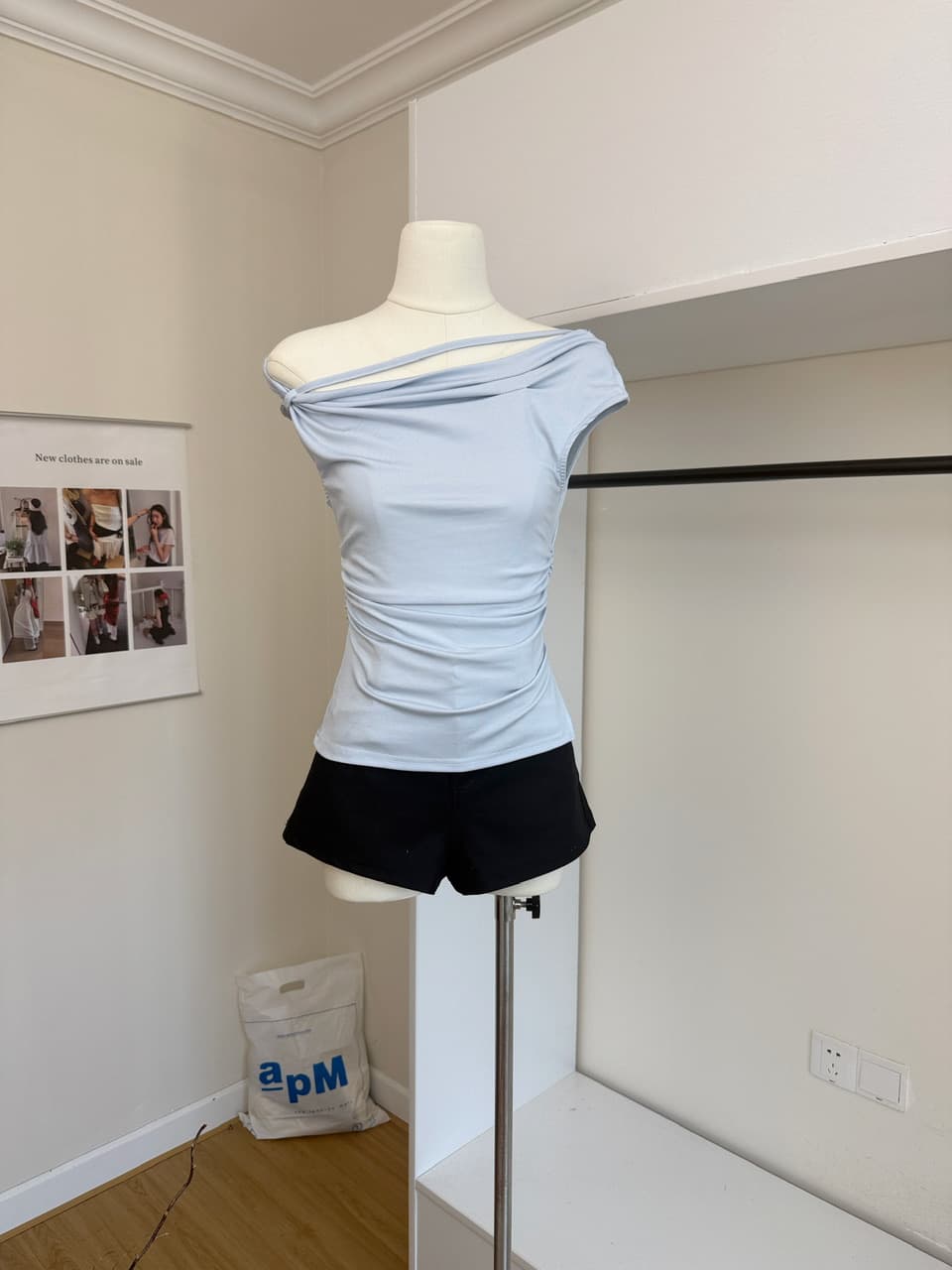 05 26 jmshop 심장 마비 커브 비스듬한 어깨 칼라 깨진 Pleat 허리 수축 트임 반팔 티셔츠 여름 몸매 가꾸기 다용도 상세 이미지 6