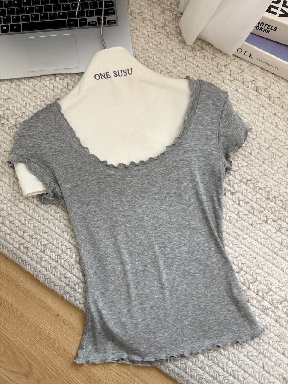 jmshop 아름다움 욕망 빛 요리 한 tee 정회원 보존 주간 실크 양모 반팔 티셔츠 여성 u 칼라 물결무늬 측면에 의류 상세 이미지 14
