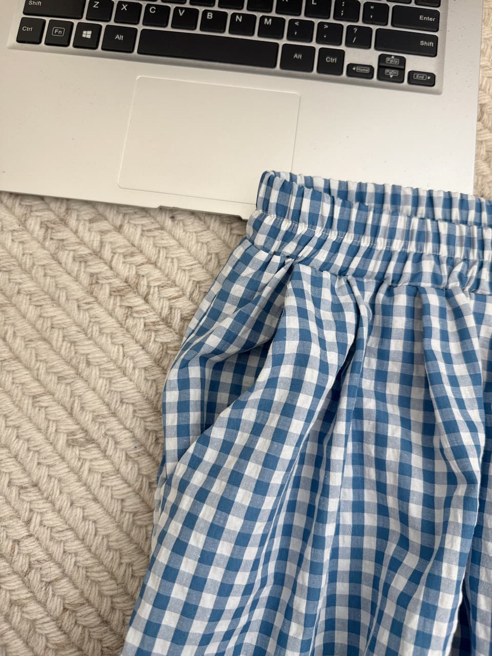 한 부서 분위기 센스 kitty 프린트 라운드 넥 긴팔 티셔츠 파란색 체크무늬 와이드 레그 팬츠 루즈핏 슬림해 보이는 연령 감소 세트 상세 이미지 8