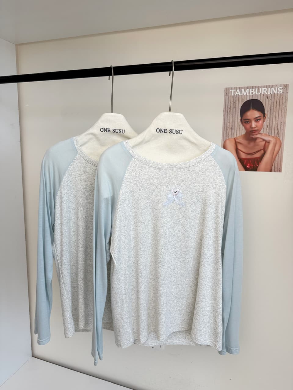 26 이른 가을 켜기 새로운 귀여운 가면 tee 배색 작은 곰 막대기 표준 이른 가을 얇은 스타일 일상 다용도 긴팔 티셔츠 상세 이미지 8