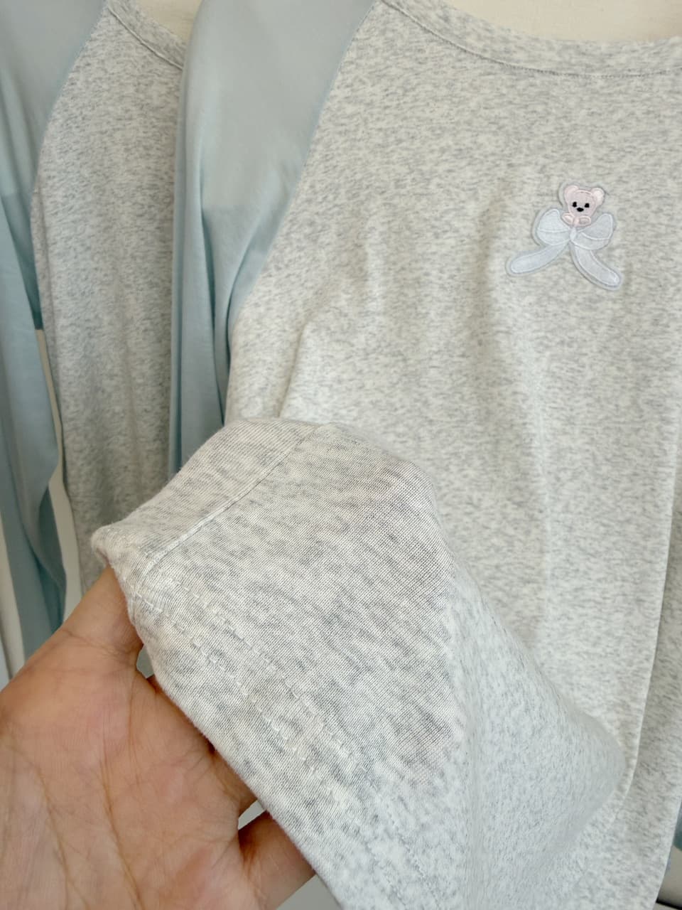 26 이른 가을 켜기 새로운 귀여운 가면 tee 배색 작은 곰 막대기 표준 이른 가을 얇은 스타일 일상 다용도 긴팔 티셔츠 상세 이미지 12