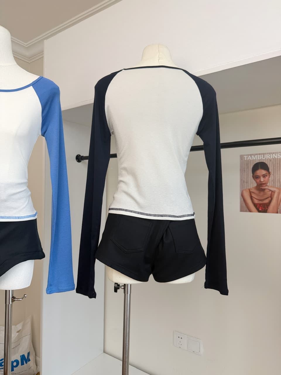 skk store 가벼움 알몸의 센스 t 프로 피부 편안함 주간 실크 양모 레트로 패치워크 배색 삽입 어깨 소매 티셔츠 여성 이미지 5