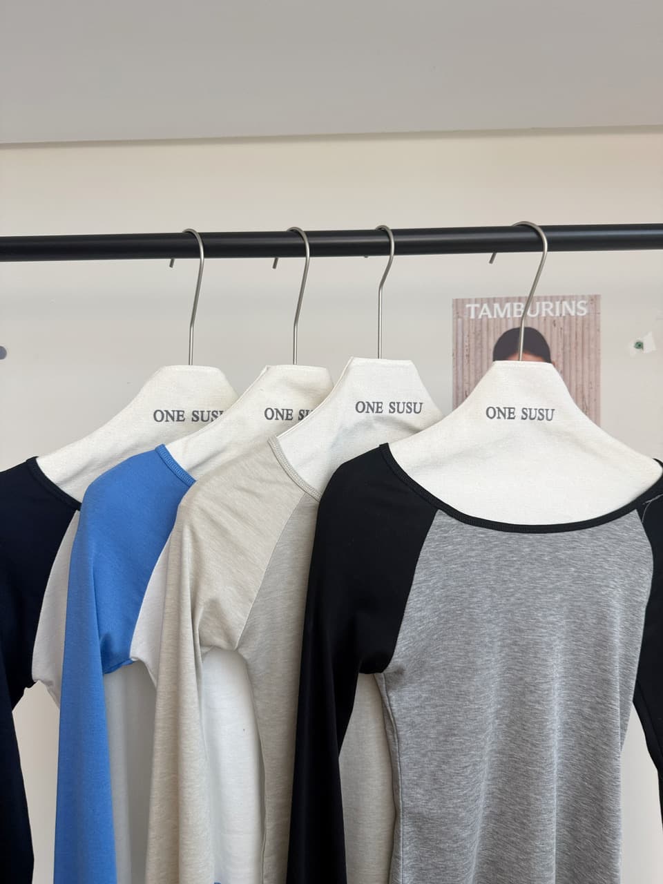 skk store 가벼움 알몸의 센스 t 프로 피부 편안함 주간 실크 양모 레트로 패치워크 배색 삽입 어깨 소매 티셔츠 여성 상세 이미지 16