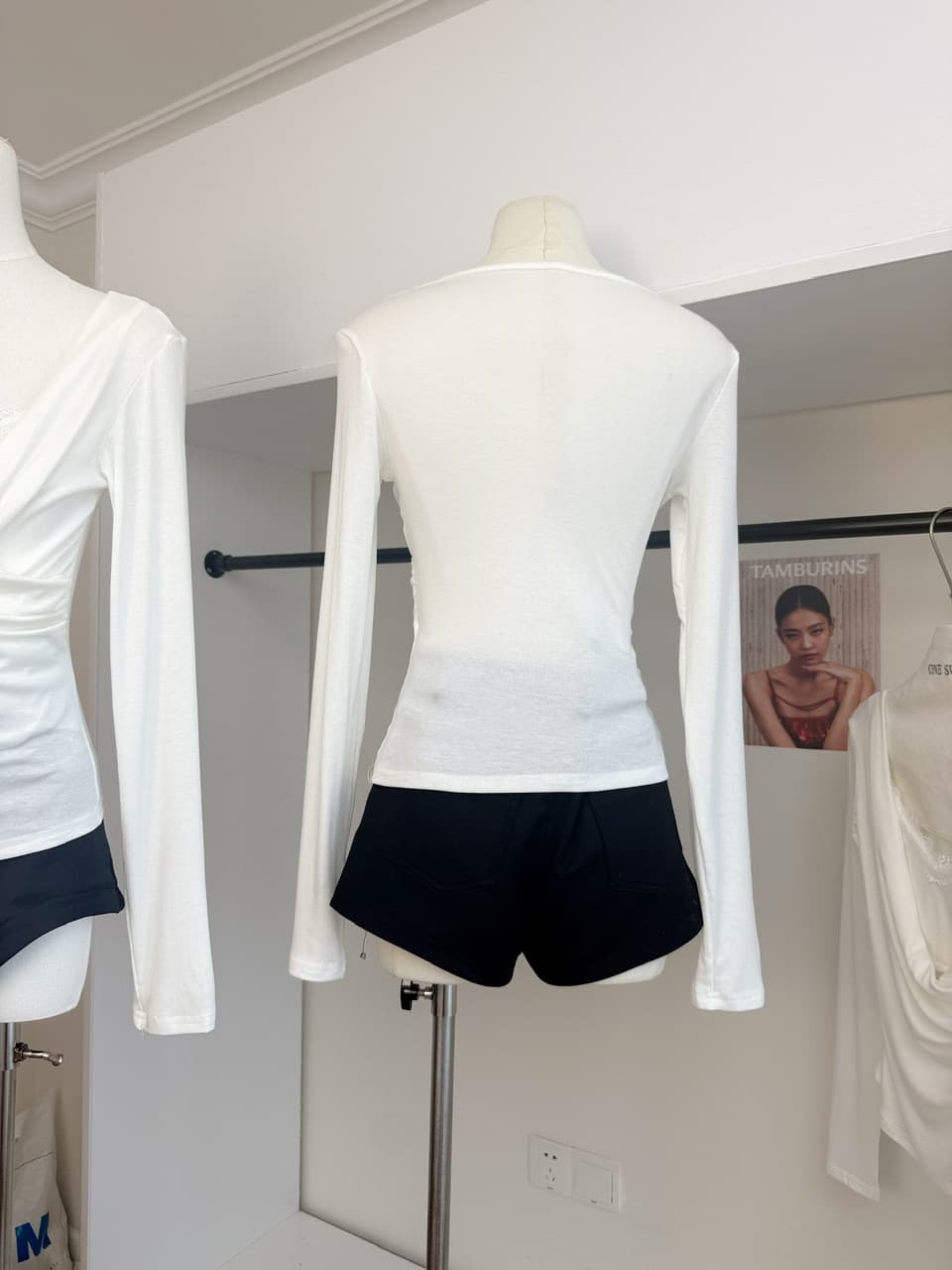 yolo shop 주간 실크 양모 레이스 페이크 레이어드 흔들다 칼라 긴팔 맨위 고급 품격 V넥 인사이드 가져 가라. 만나는 이미지 5