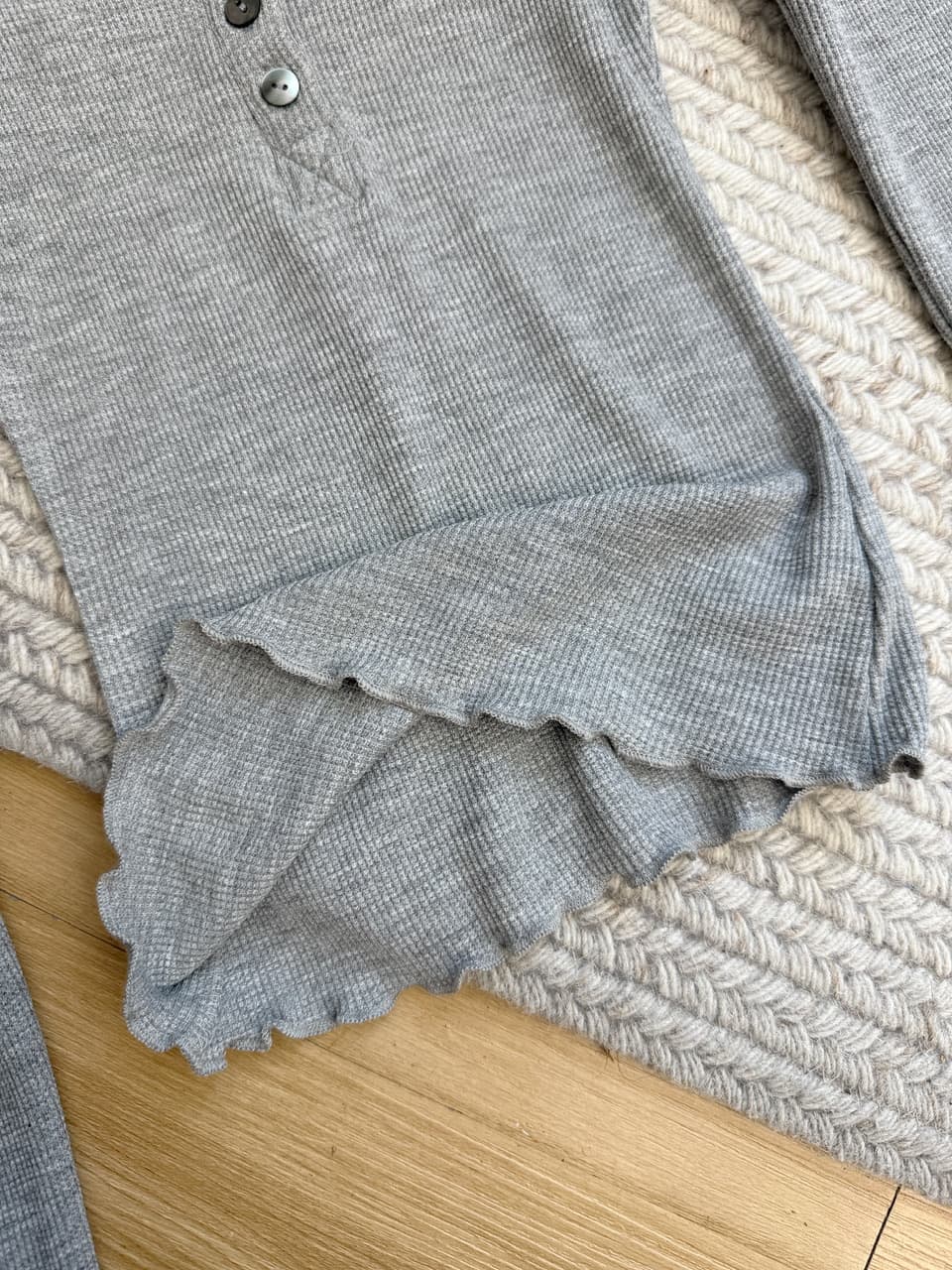 jmshop 화이트 여성 baggy 순수한 욕망 u 칼라 후아 남편 그리드 니트 티셔츠 여성 가을 몸매 가꾸기 슬림해 보이는 긴팔 맨위 상세 이미지 21