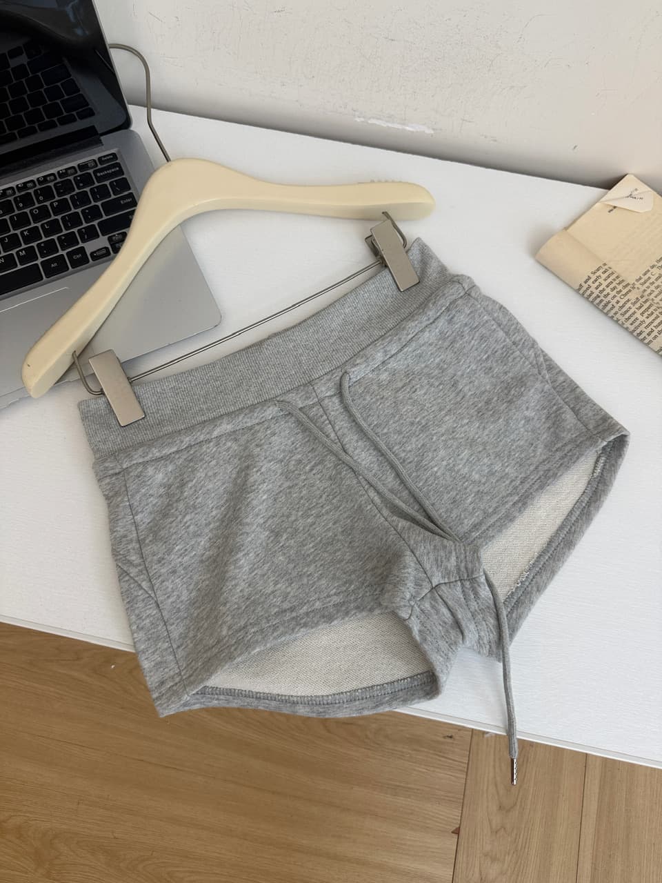 yolo shop 회색 니트 다용도 타이트 스커트 반바지 여성 여름 아메리칸 핫걸 캐주얼 하이웨이스트 운동 핫 바지 상세 이미지 15