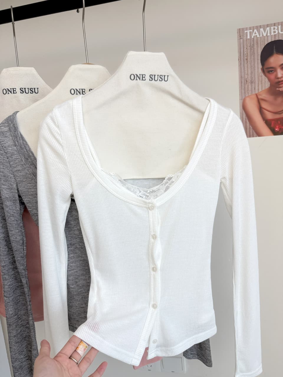 jmshop 한 여성 분위기 순수한 욕망 레이스 레이스 페이크 레이어드 맨위 여성 가을 긴팔 아세트산 니트 스웨터 상세 이미지 19