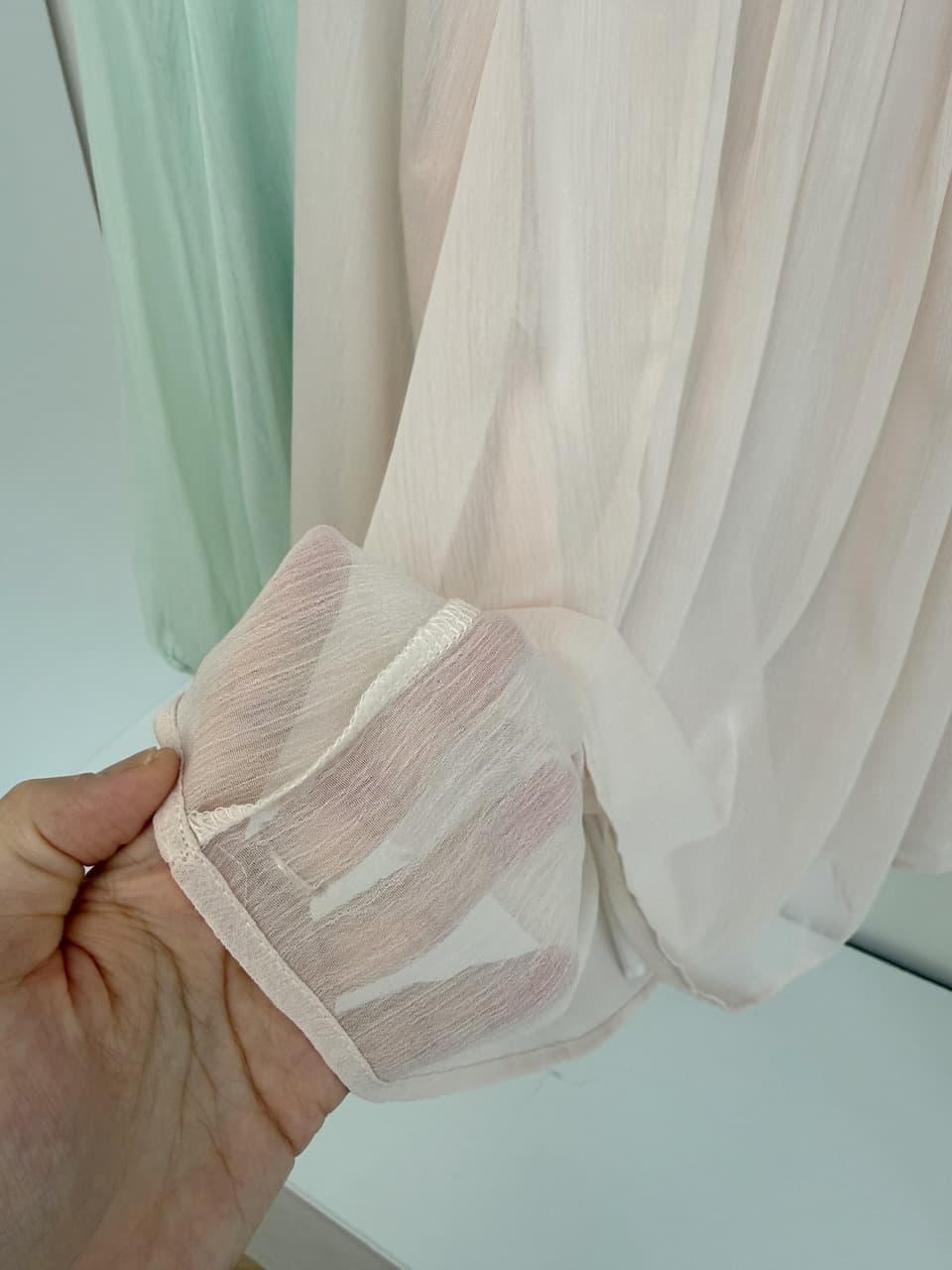 감사합니다. 아니요 고기 펌프 Pleat 라운드 넥 랜턴 버블 긴팔 시폰 셔츠 여성 가을 부드러운 바람 얇고 가벼운 루즈핏 맨위 상세 이미지 15