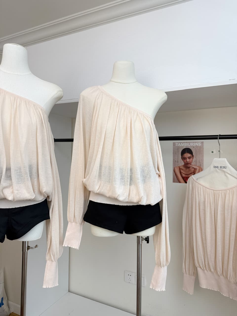 oyff 어디서? 어디서? 와라. 싱글 아마 차가운 셔츠 대 네클라인 펌프 Pleat 긴팔 비스듬한 어깨 니트 맨위 몸매 가꾸기 작은 셔츠 상세 이미지 5