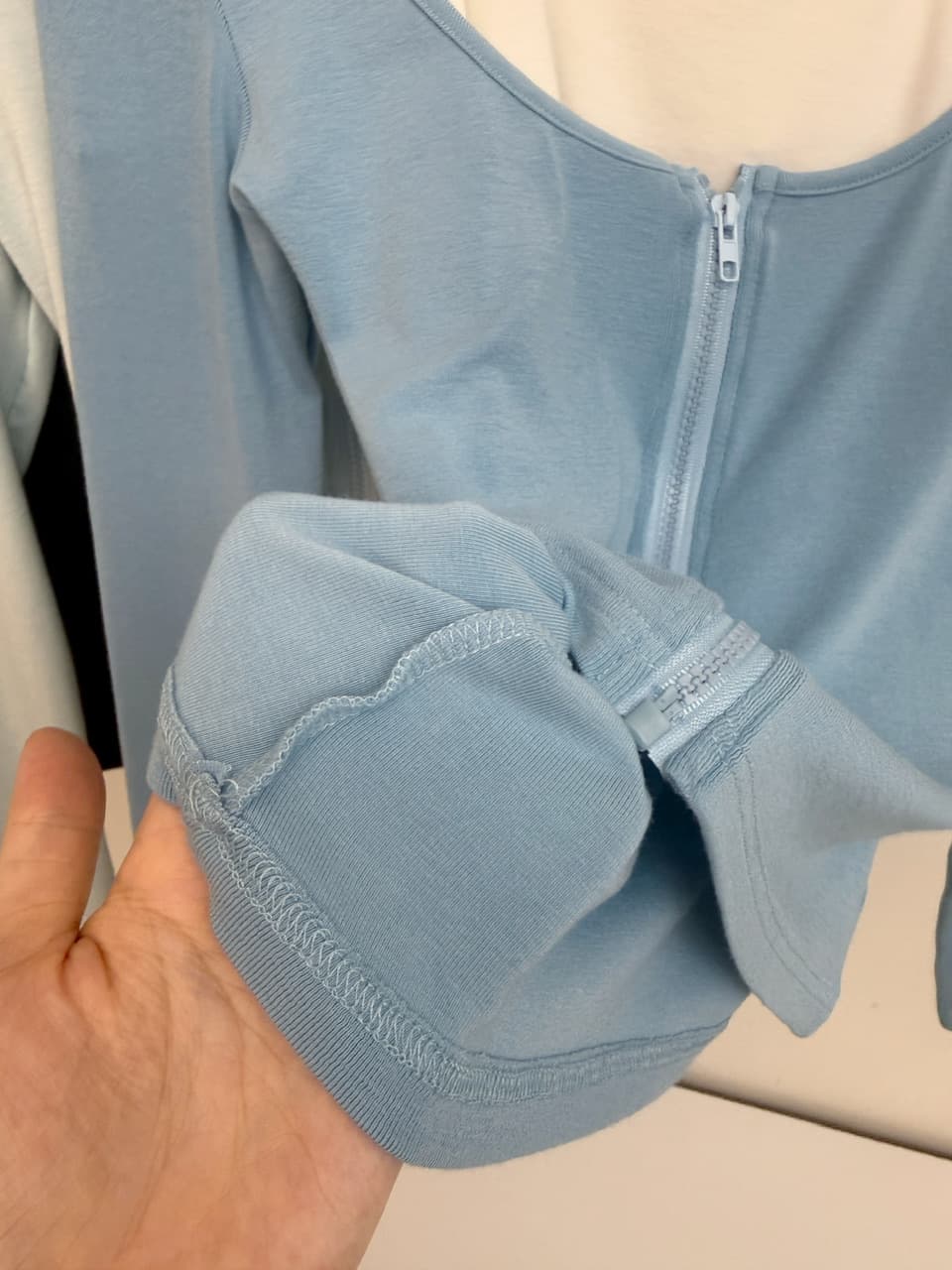송 긍정적 인 En 레이크 블루 색상 페이크 레이어드 긴팔 티셔츠 여성 가을 착용 가져 가라. 잘 생긴 디자인 센스 몸매 가꾸기 인사이드 가져 가라. 작은 맨위 상세 이미지 20