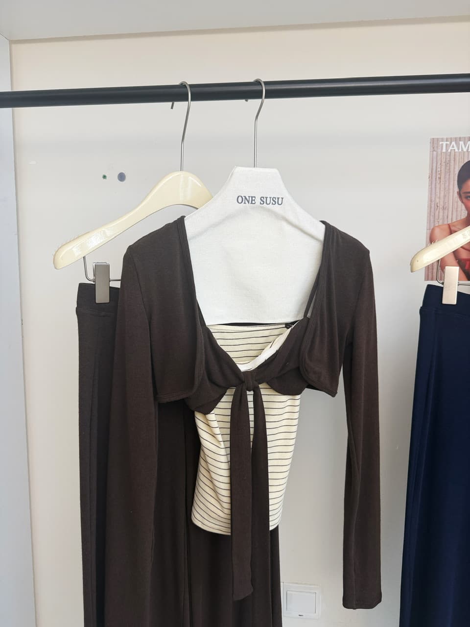 감사합니다. 아니요 고기 펌프 Pleat 스트라이프 배색 리본 슬립 몸매 가꾸기 쇼트 스타일 오픈 가디건 캐주얼 플레어 바지 가을 세트 상세 이미지 18