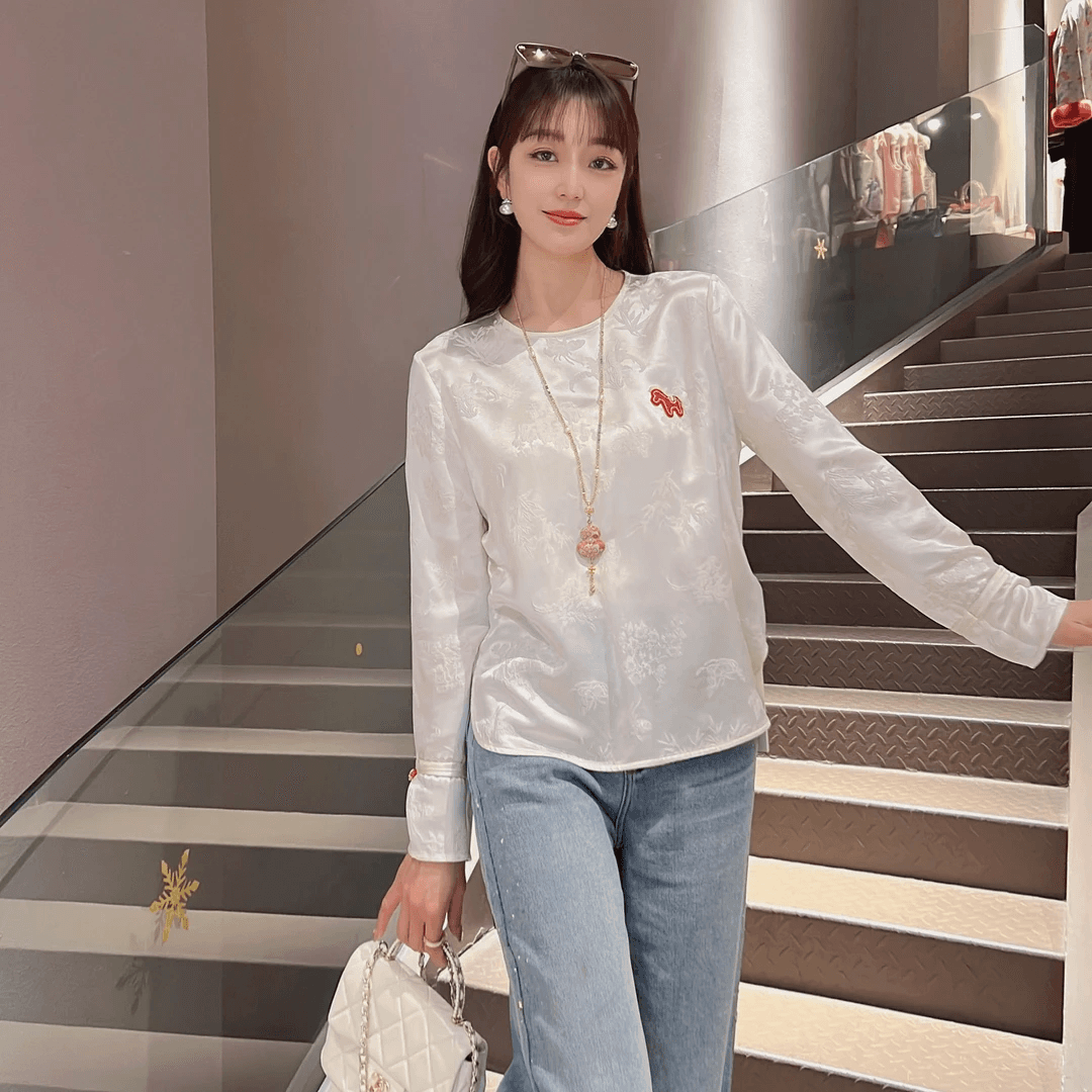 2026 년 이른 가을 새로운 중식 국풍 뽕나무 누에 실크 품격 패션 슬림해 보이는 셔츠 상세 이미지 3