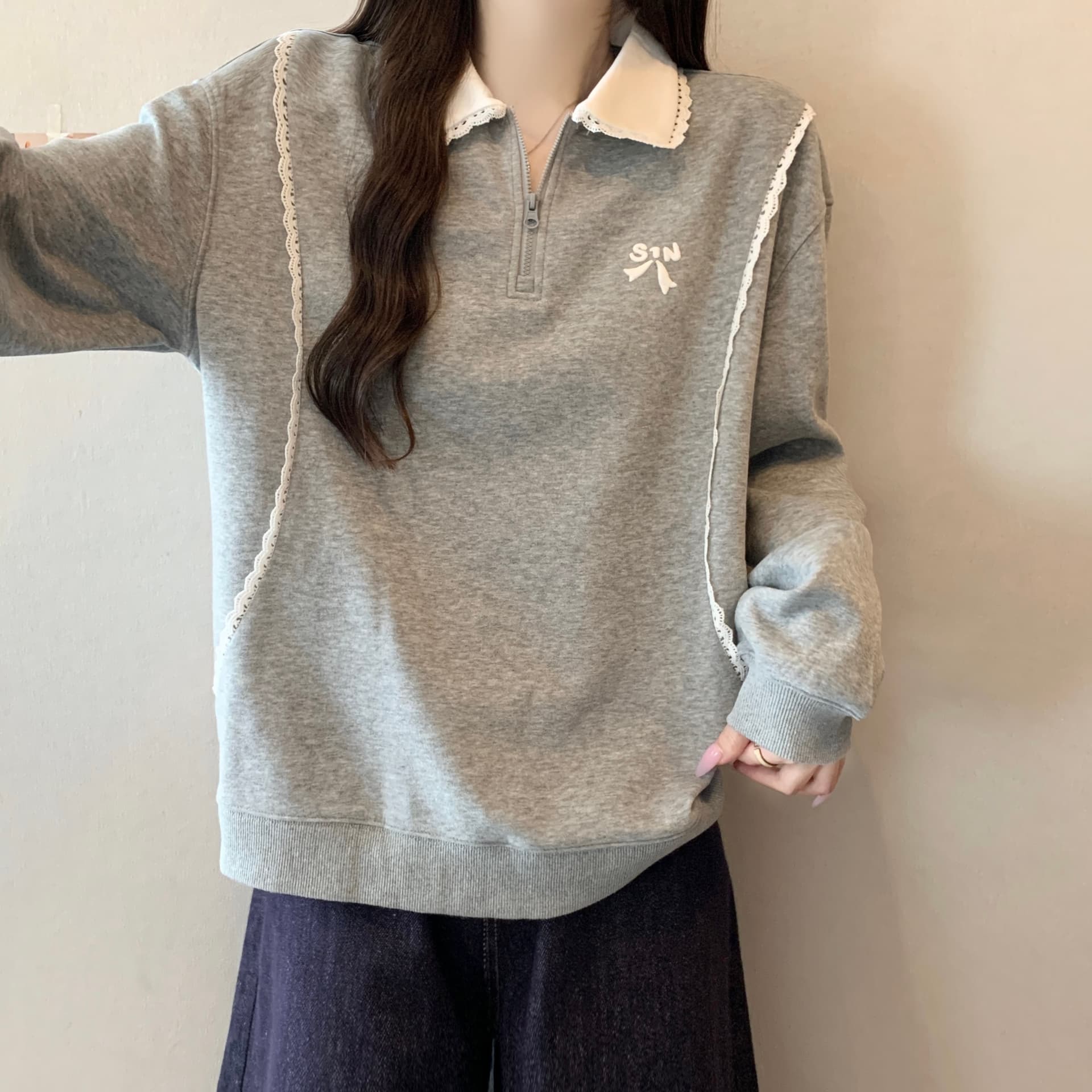 실사 빅 사이즈 느긋한 바람 레이스 조각 POLO 칼라 지퍼 후드티 여성 루즈핏 학원 스타일 캐주얼 긴팔 상세 이미지 5