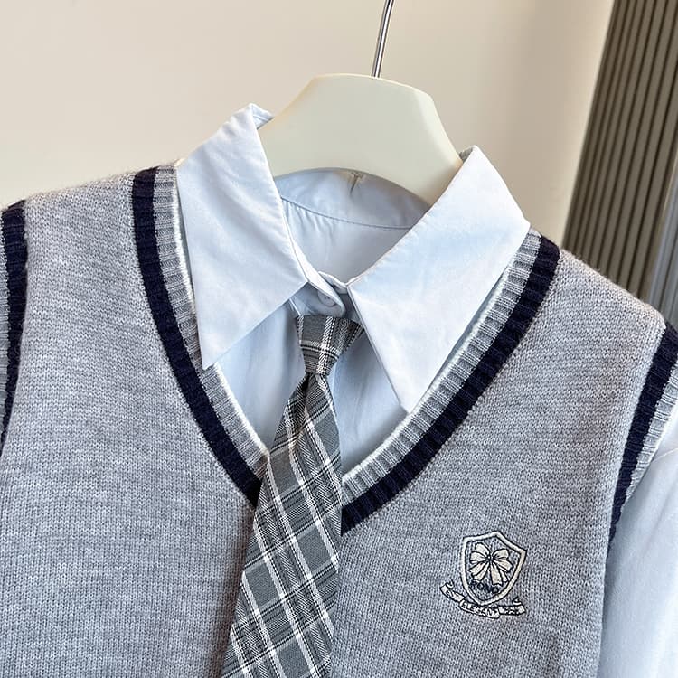 실사 레트로 학원 스타일 패션 스택 착용 세트 여성 스웨터 베스트 조끼 셔츠 넥타이 빅 사이즈 3종 세트 상세 이미지 14