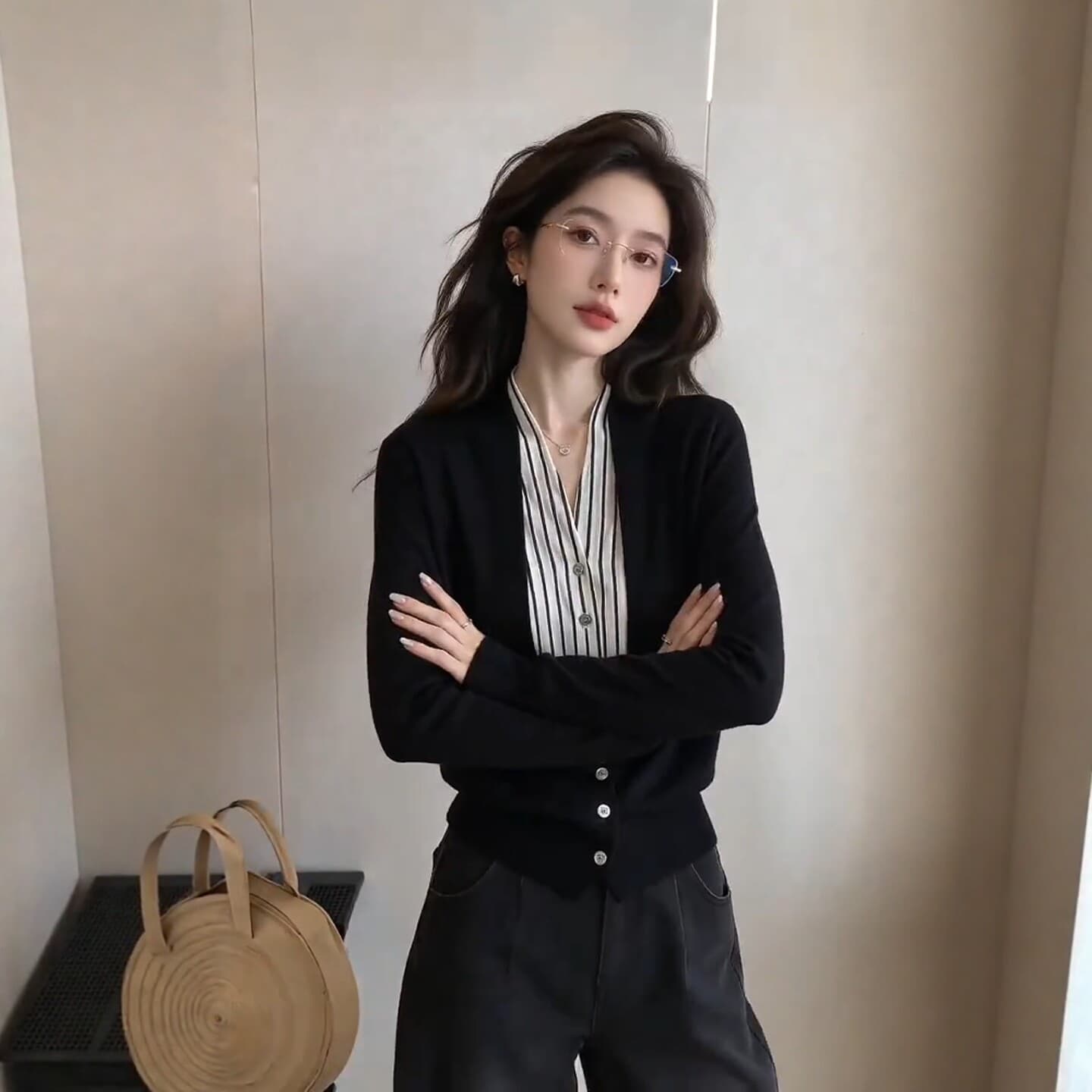 작은 대중 디자인 센스 품격 고급 페이크 레이어드 스트라이프 셔츠 2026 가을 겨울 새로운 높음 지혜 작은 대중 맨위 여성 의류 상세 이미지 11