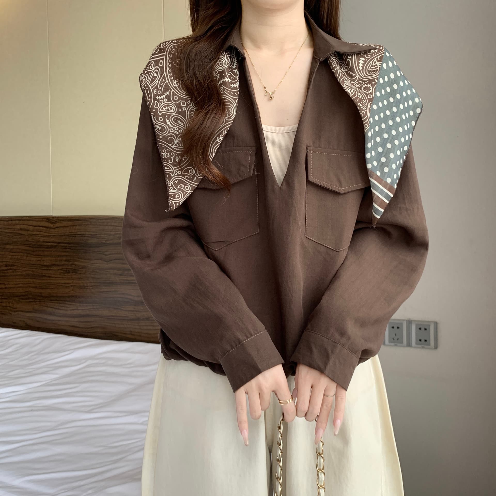 빅 사이즈 가을 켜기 새로운 페이크 레이어드 폴로 칼라 배색 패션 출퇴근 긴팔 셔츠 경기 스카프 미니멀리즘 오래된 돈 품격 바람 상세 이미지 12